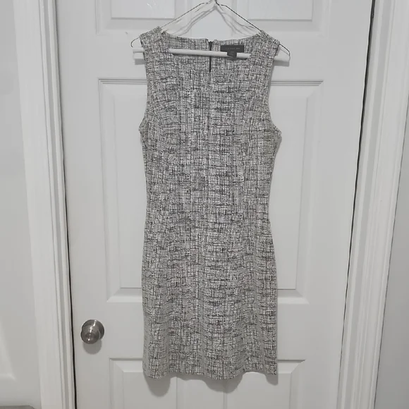 Tahari Monochrome Sleeveless Midi Dress - Picture 1 of 4